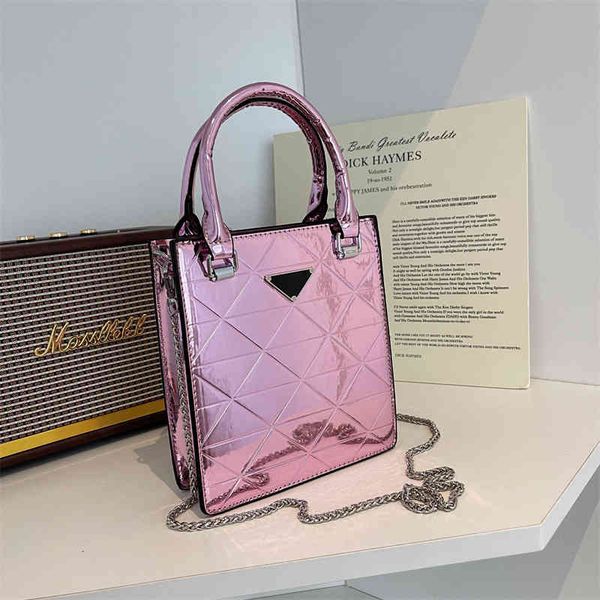 

spring lacquered leather laser handbag 2023 new trend sling one shoulder chain messenger clearance sale