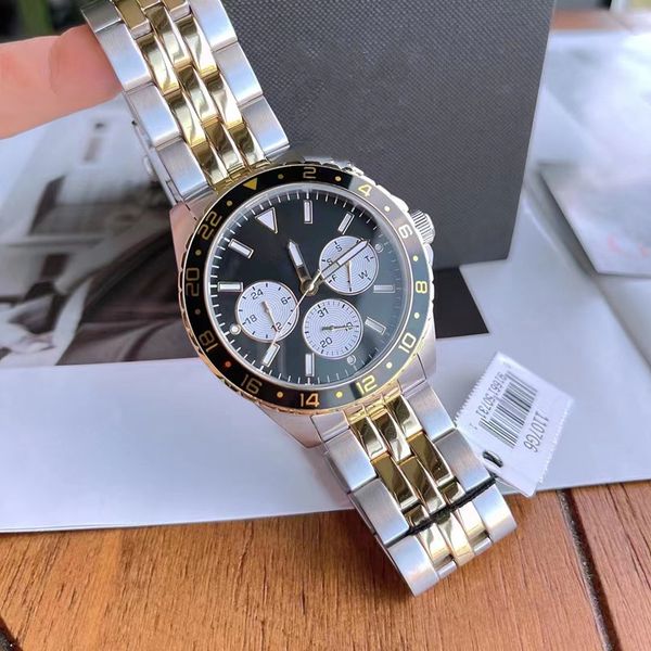 

fashion men's new watch waterproof quartz chronograph multifunction timer retail wholesale, Slivery;brown