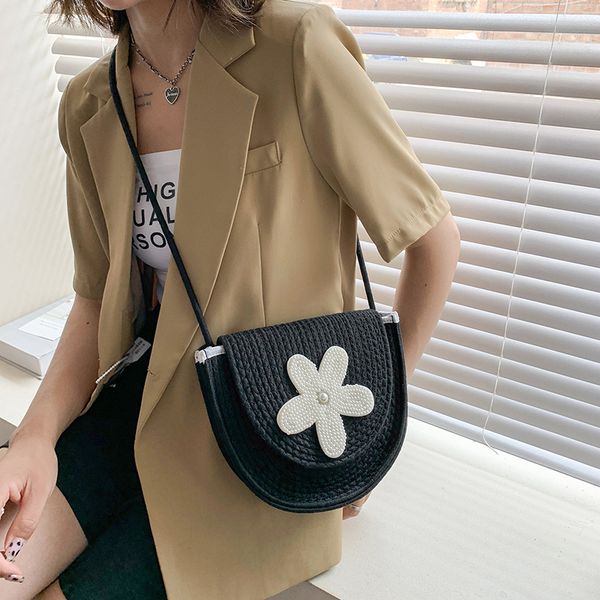 

designer pearl flower straw bag woman casual simple half round ladies messenger bag summer fashion beach shoulder bag womens