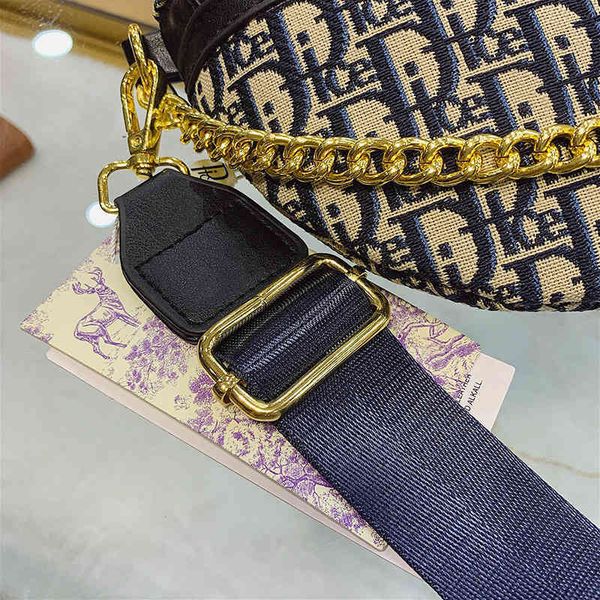 

2022 new designer handbags old flower single satchel spring cool chain chest