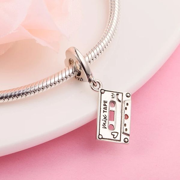 Authentische 925er-Sterlingsilber-Charms mit „Our Love Songs“-Mix-Tape-Perlen, Vintage-Kassetten-Anhänger, passend für Schmuckarmbänder im Pandora-Stil, DIY-Geschenk für Frauen 799295C01