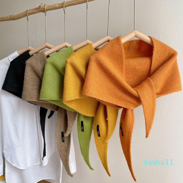 Lenços do triângulo coreano Cashmere Sconef Winter Women Shawls Warm Blanket embrulhou feminino Bandana Bandana Solid Pashmina Knitting Scarves