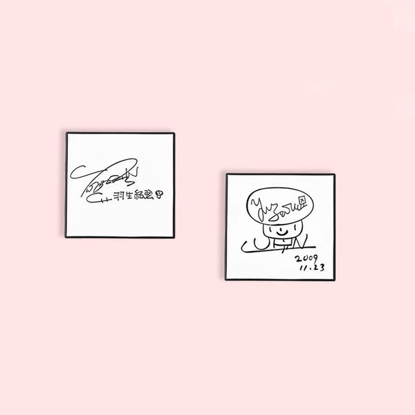 

hanyu yuzuru enamel pins custom signature figure skating athlete brooches lapel badges jewelry gift for fans friends, Gray