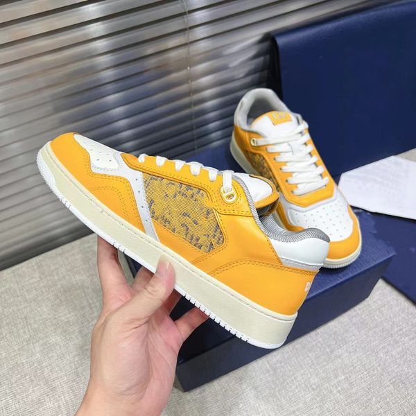 

2021 designer shoes rhyton sneakers beige men trainers vintage luxury chaussures ladies shoe designers sneaker with box size 0601, Black