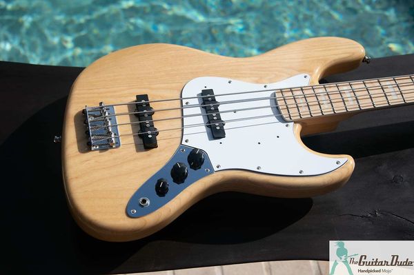 

jb75-90 '70s reissue jazz bass - natural ash body - maple neck