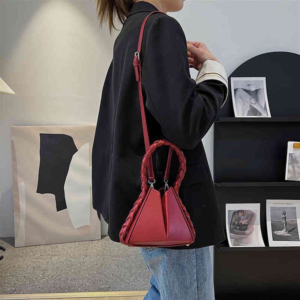

2022 new texture style bag fashion diagonal bucket portable 2022 trendy design ladies sachet