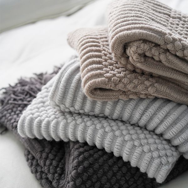 

the latest 127x220cm blanket a variety of sizes and styles to choose from knitted air-conditioned nap bubble nordic style solid color blanke