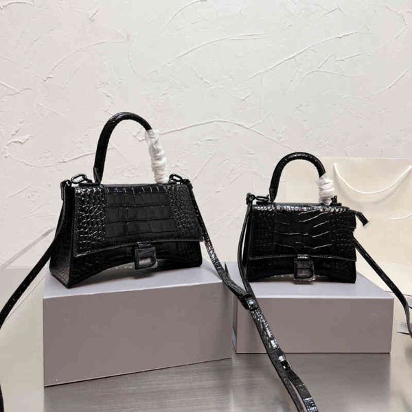 

bags designer luxury b balencaigs's handbags 2022 leisure leather family b stone hourglass cowhide crocodile mini messenger handbag