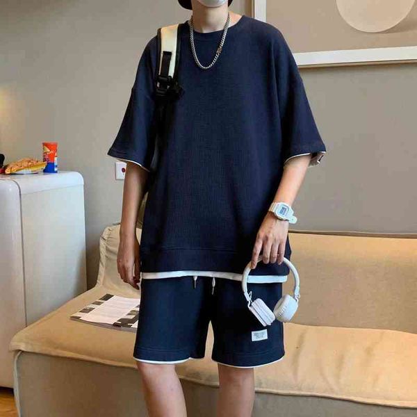 

casual sportswear is fashionable and versatile waffle suit men's summer ice silk short sleeve t-shirt wear a set with handsome fashion, Gray