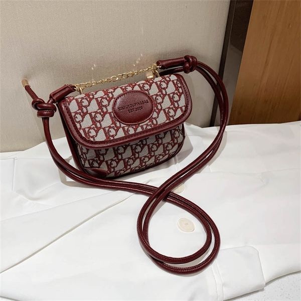 

french women's new trendy version versatile fashion high-grade texture single envelope messenger zc45 80% off purse sales