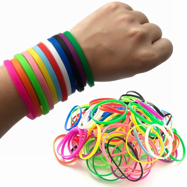 100 Stück/Lot 5 mm modische Bonbonfarben-Gelee-Glüh-Gummi-Armbänder, leuchtendes Silikon-Sport-Armband für Männer und Frauen, bunte Manschettenarmbänder, Zubehör, Bijoux-Schmuck