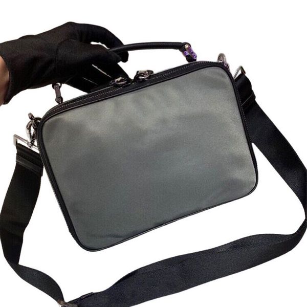 

mens designer bags genuine leather messenger bags men luxury designers cross pattern double zipper camera cases cards pockets handbag should