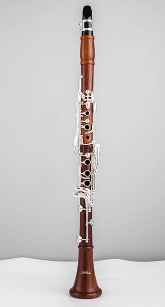 

red wood professional clarinet