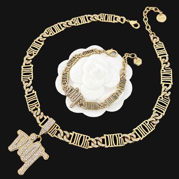

2022 factory wholesale new di home diamond inlaid necklace women's brass heavy industry high texture bracelet new trend, Silver