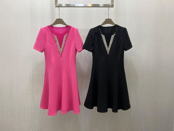 

2022 early autumn bubble sleeve hand casual dresses sewing heavy industry bead irregular cutting waist dress, Black;gray