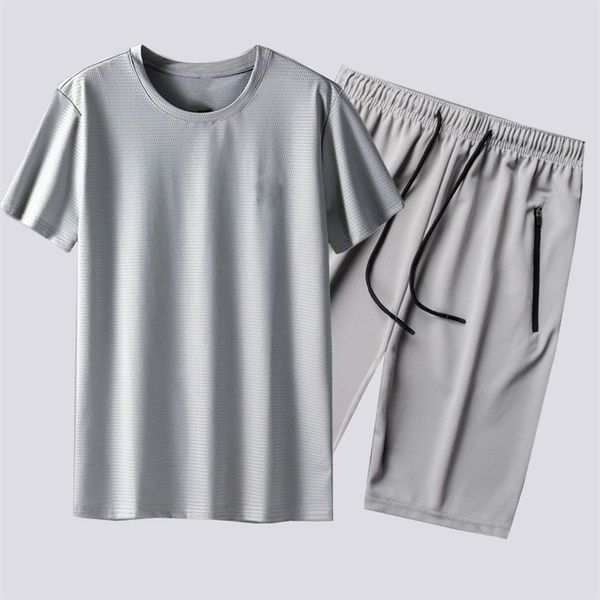 

2pcs sets summer new korean fashion thin mesh design breathable ice mens tracksuit casual t shirts and shorts 5xl 210412, Gray