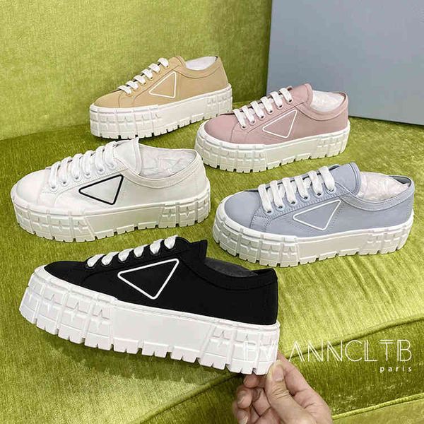 

thick soled canvas shoes women's new versatile small white casual muffin, Black