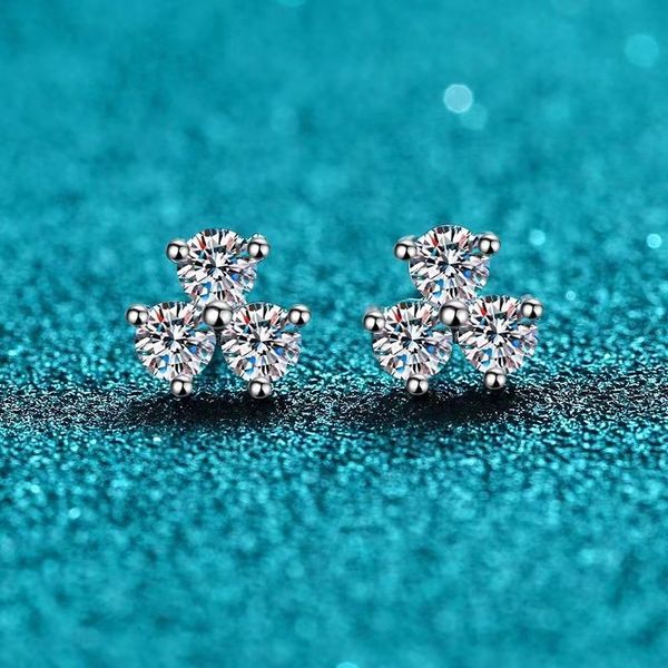 

trendy white gold plated silver 925 0.6ct d color vvs1 3-stone moissanit stud earrings for women girls clover ear studs gift cx220408, Golden;silver