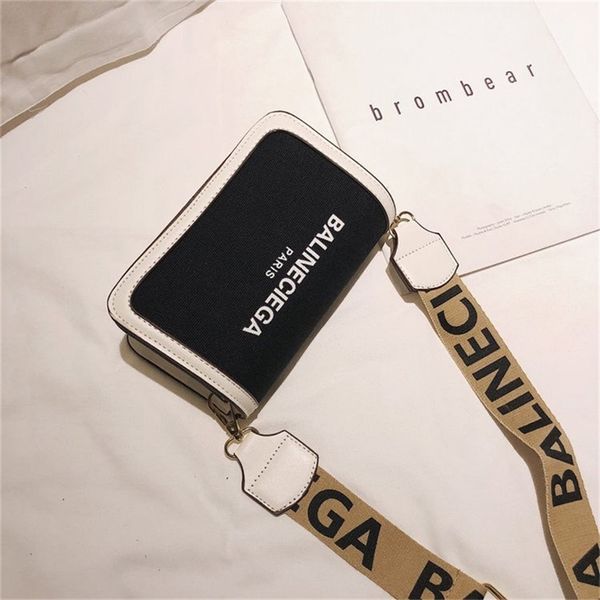 

ins super fire fairy women's messenger bag single shoulder student korean version versatile broadband bag female social small 80% off o