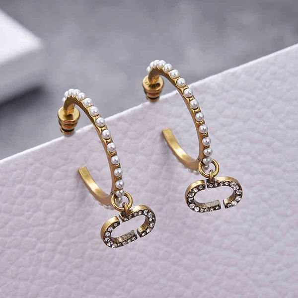 

2022 factory wholesale new home new diamond inlaid pearl brass female celebrity earrings, Golden