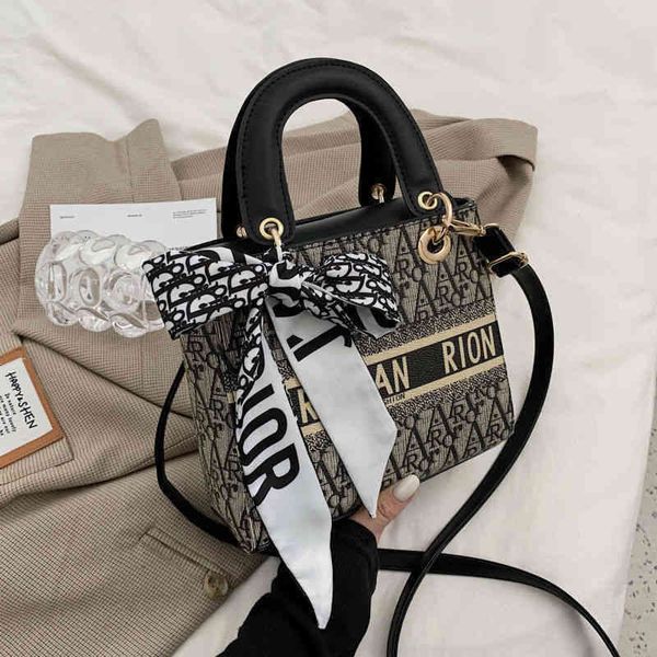 

58% off online sale wholesale popular hand-held for women fashion princess bag