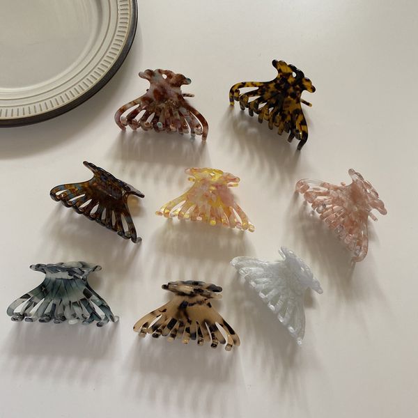 

length 7.5 cm acetic acid rectangle cross hair clamps women girl medium size floral pattern hair clips claw for lady head wear ponytail scru, Slivery;golden