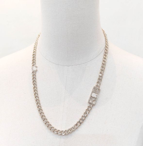 

2022 charm pendant necklace wth dimond and words in 18k gold plated for women wedding jewelry gift have box stamp ps7692, Golden