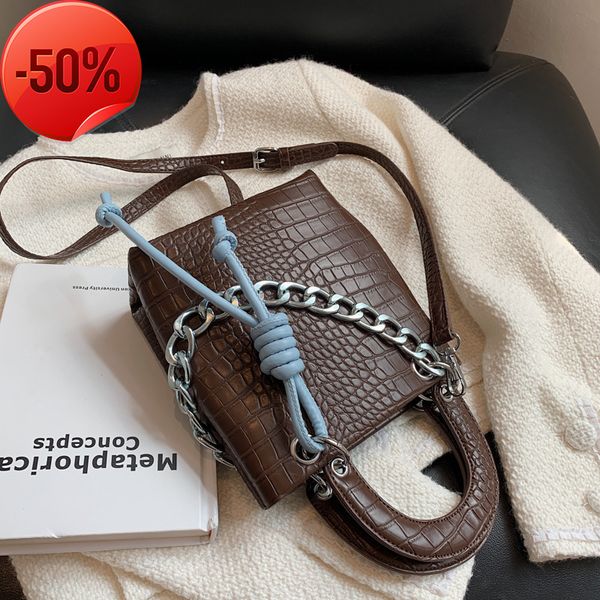 

luxury designerautumn and winter crocodile pattern small 2022 new women's versatile ins messenger fashion portable princess bag