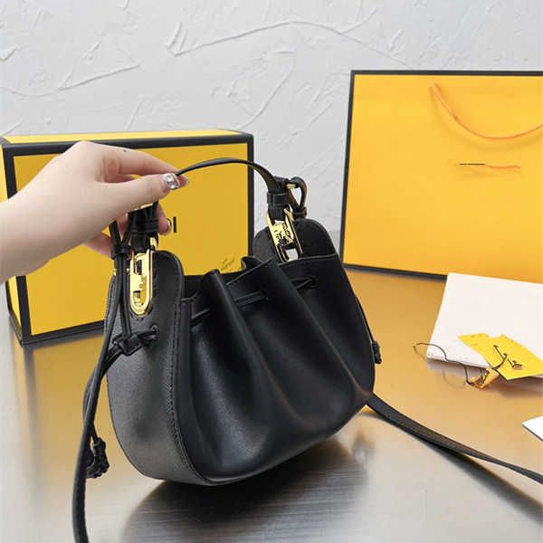 

designer bag women fashion handle quality crossbody shoulder strap beach handbag fendyity letter roma travel luxury fendace purse 15f0