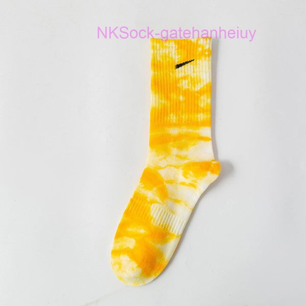 

men's fashion classic tie dyed socks hook brand men women long cotton sports high candy colour middle tube moisture absorption sock lux, Black