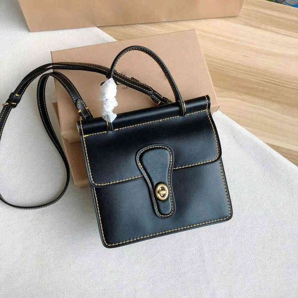 

new mini single shoulder msenger bag of family c2022 luxury brand fashion design versatile ladies bags