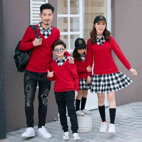 

new autumn family matching outfits mom and daughter fashion fake two-piece dress dad son sweatshirt couples matching clothing aa220326, Red;yellow