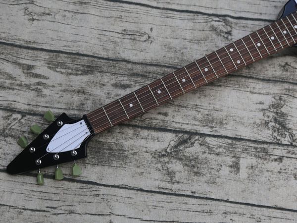 

vintage burst 70s v electric guitar, viabrato, mahogany body