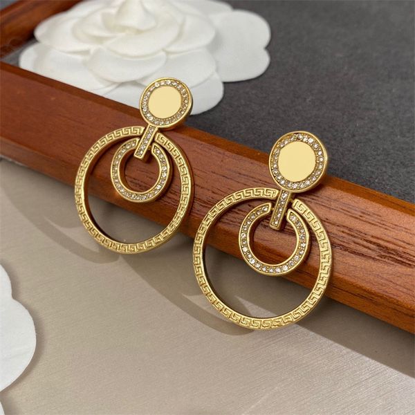 

woman designers charm earrings brands luxurys jewelry for women party gift present fashion classic golden animals diamond ear studs 4 styles