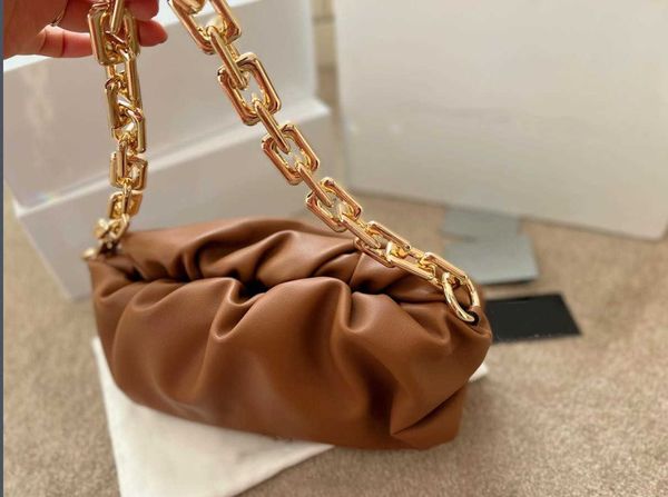 

yuchengbags cloud shoulder bags 2022 newset bag with thick chain clutch women pouch clip handbags crossbody totesy001