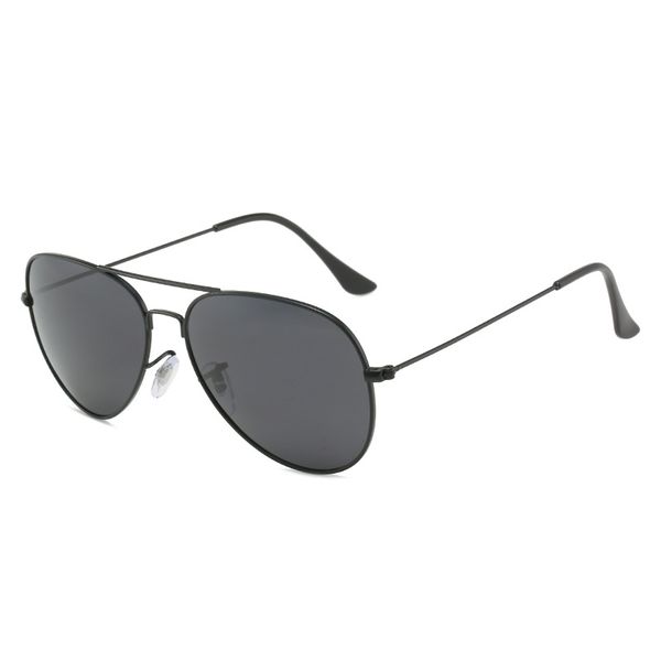 

aviator sunglasses fashion men's and women's polarized glasses anti-uv color film sunglasses, White;black