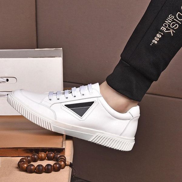 

40% 2021 prevailing style casual shoes fashionable cosy soft sole black white for women men with original box