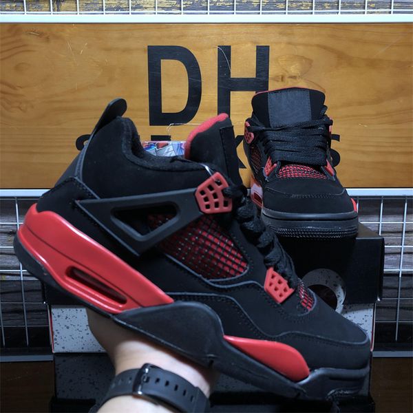 

wholesale men women basketball shoes black cat jumpman 4s cactus jack white oreo universitys blue sneaker purple metallic designers trainers