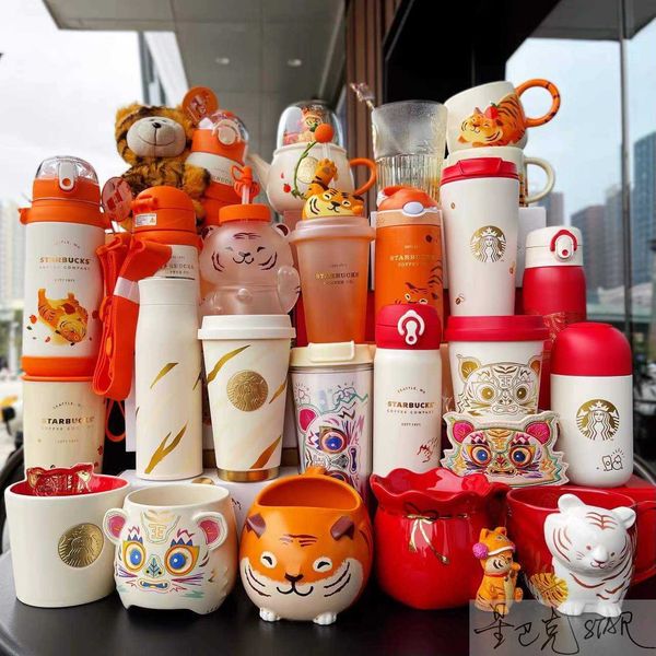 

starbucks cup new year cute tiger zodiac platinum tiger mark glass straw accompanying thermos bag