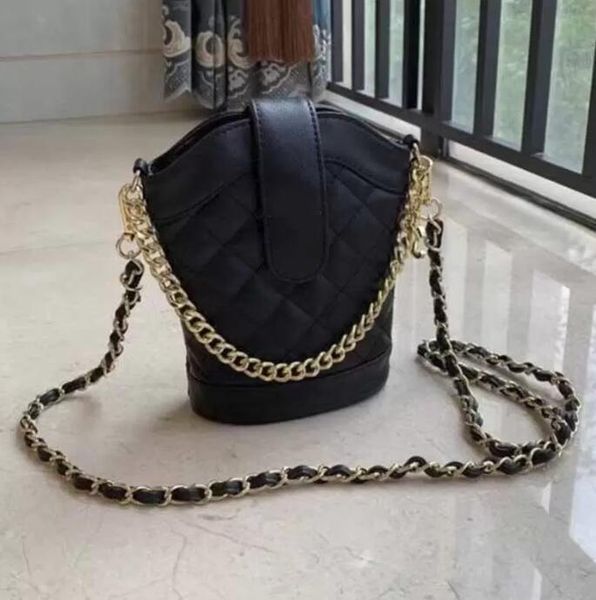 

sw 21cm ladies designer bags handbag black cowhide tote bag gold-tone chains handle classic handbags timeless diamond quilting crossbody bag