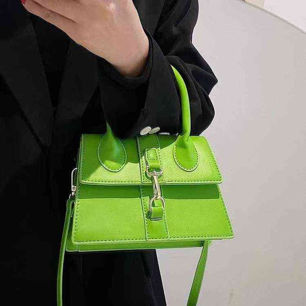 

young girls fashion shoulde messenger bags green elegant female korean niche design hand-held mini bag all-match small handbag g220524