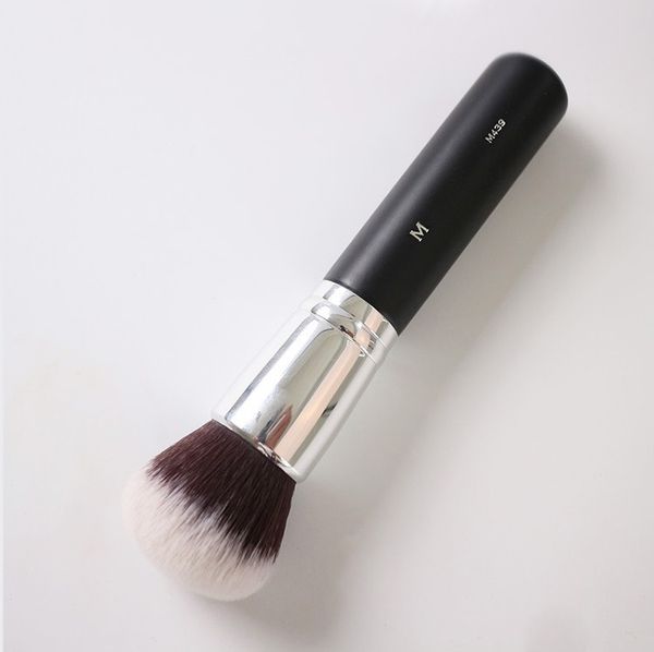 Deluxe Buffer Foundation Brush M439 - Круглый аэрография жидкость/кремовый фундамент