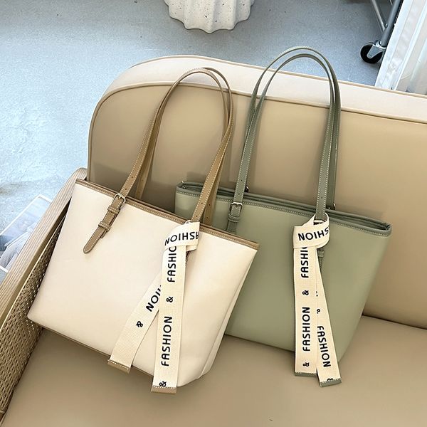 

travel toiletry bag 26 cm protection beauty case wash bag women