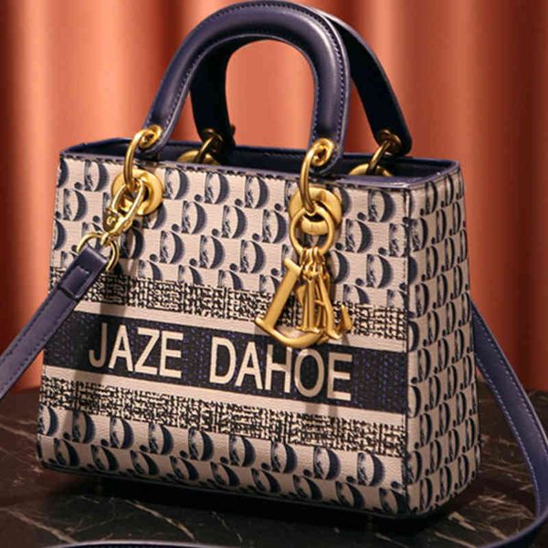 

bag women's bag new fashion texture hand large capacity sling shoulder diagonal printed handbags
