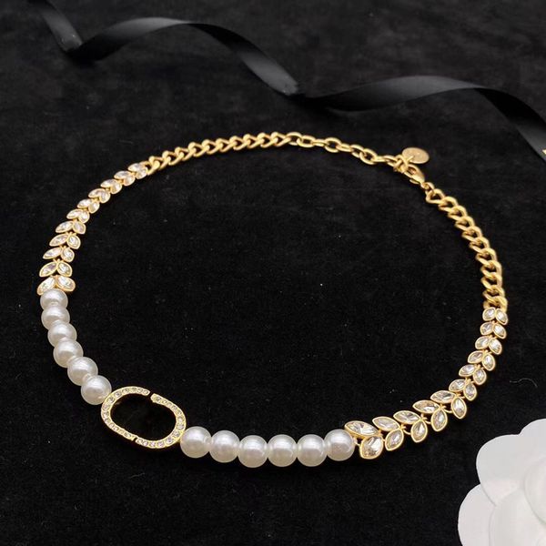 

classic lady necklace, designer retro european and american rhinestone pearl fashion clavicle chain, Silver