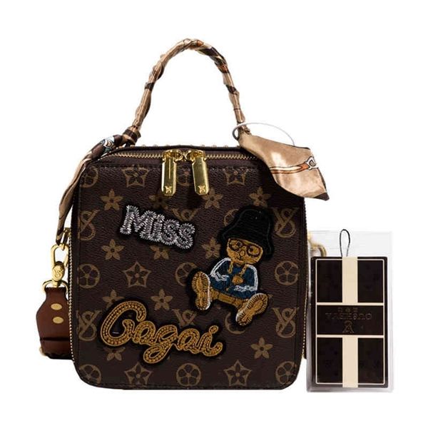 

68% off ou ya bear fashionable, all match, single shoulder bag box