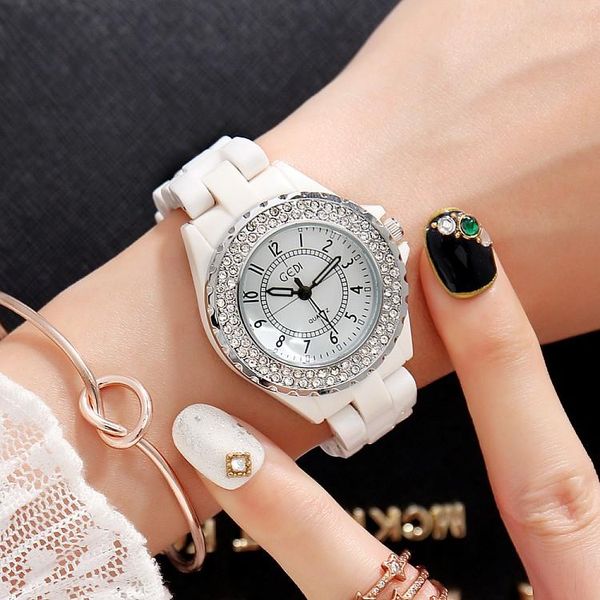 Armbanduhren Mode weiße Keramik Damenuhren Top Damen Quarzuhr 2 Stück Armband KeramikuhrArmbanduhren ArmbanduhrenArmbanduhr