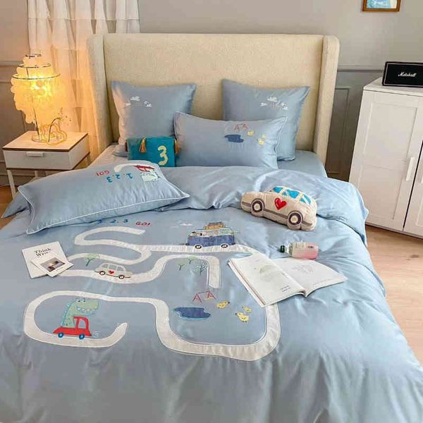 Set di biancheria da letto coreana da 60 fili a fiocco lungo in cotone con ricamo in pasta di cartone animato Set di quattro pezzi per bambini