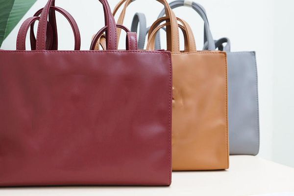 

designers bags for women handbag wallets and card holders soft cowhide pu tote crossbody shoulder luxury fashion shopping satc