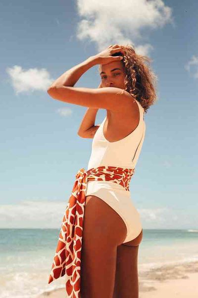 

swimsuit pit bar with belt solid color one piece women's bikini, White;black